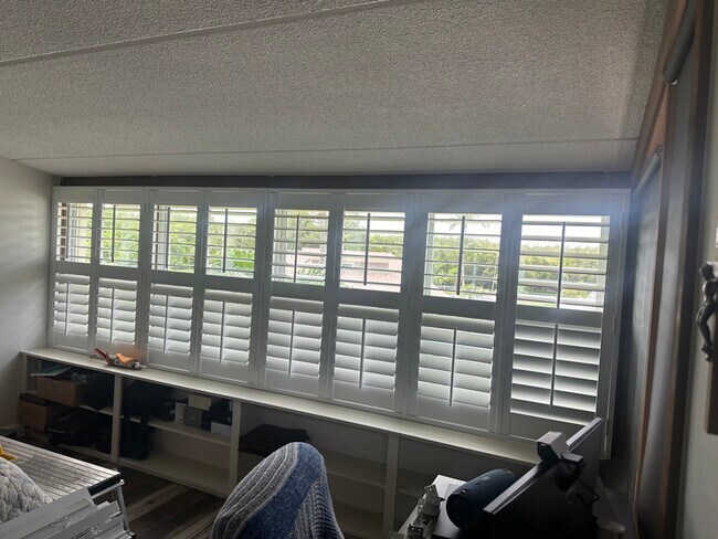 Building Photo - 1456 NE Ocean Blvd