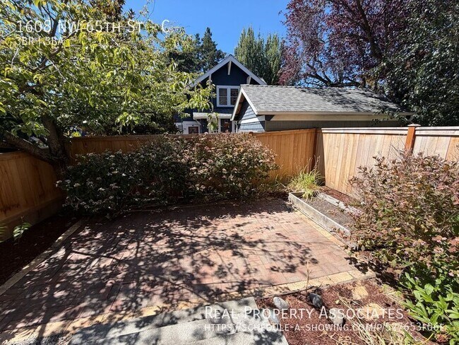 Building Photo - 1608 NW 65th St