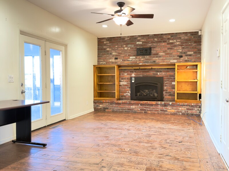 Building Photo - 5246 N 600 W