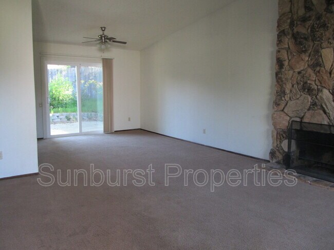 Building Photo - 11071 Cilker River Way
