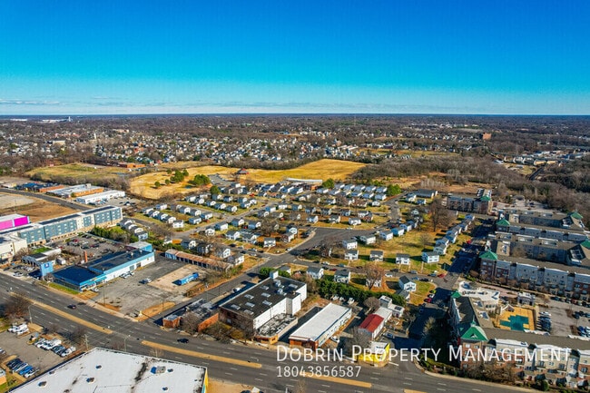 Building Photo - 1510 Roane St