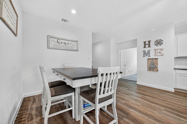 Building Photo - 8730 Shumard Oak Dr