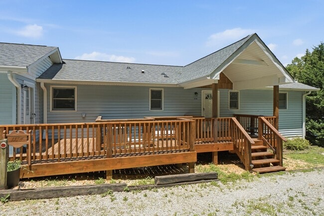 Building Photo - 1114 Buzzard Roost Rd