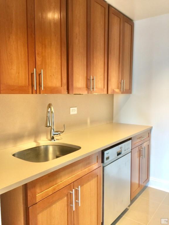 Building Photo - 2 bedroom in NEW YORK NY 10017