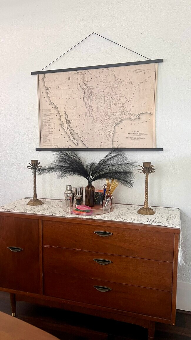 Building Photo - 5006 Hardy St