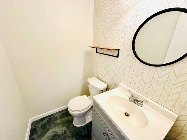 Building Photo - A Stunning 3-Bedroom 2.5-Bath 2 Storey Hom...