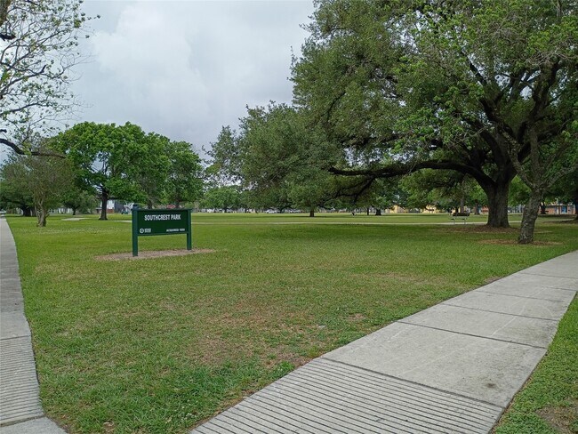 Building Photo - 5954 Doolittle Blvd