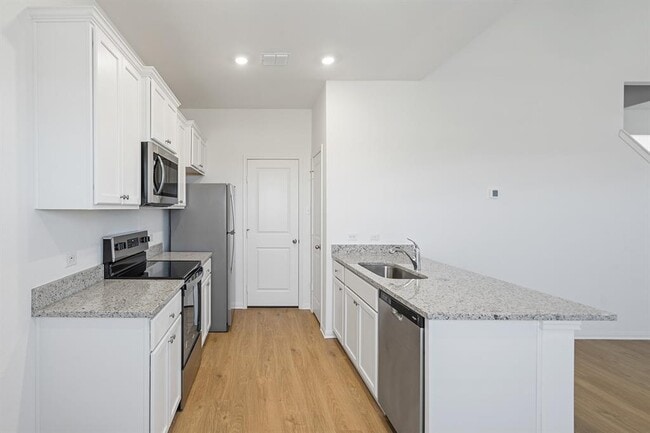 Building Photo - 309 Carmel Cyn Trl