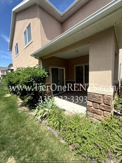 Building Photo - NO DEPOSIT option available for qualified renters with Obligo