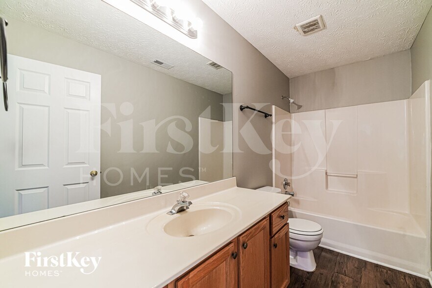 Building Photo - 265 Meadow Crest Way