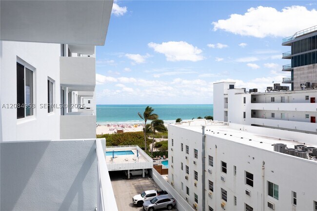Building Photo - 345 Ocean 607