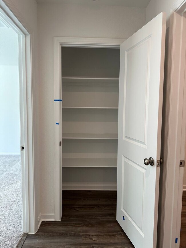 Building Photo - Beautiful 2024 Build 3 Bedroom Home- Move In Special! $800 off 1st Month's Rent. $300 off 2nd and...