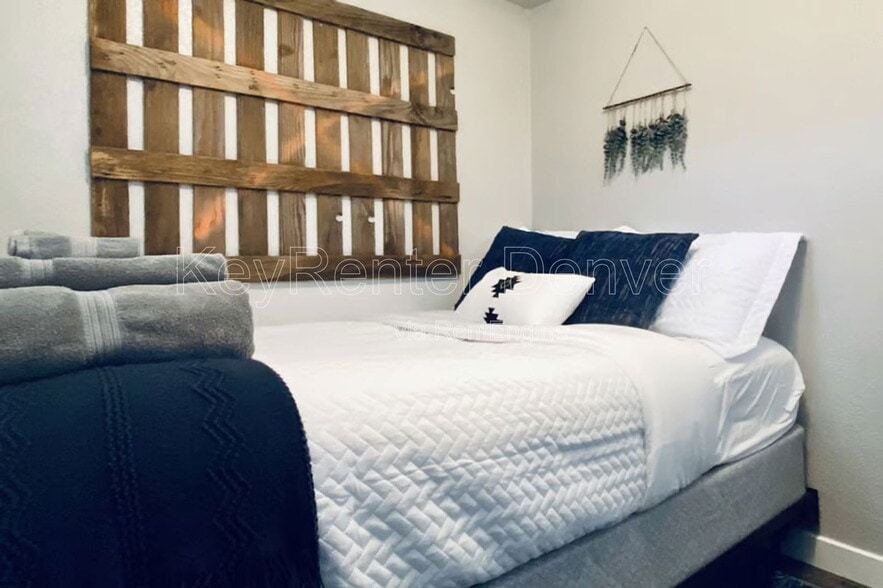 Building Photo - 1452 Ivy St