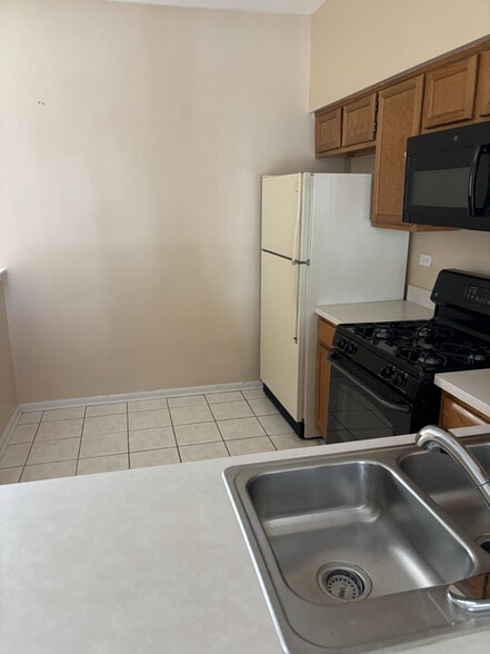 Building Photo - 129 Polaris Dr