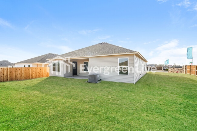 Building Photo - 23007 S King Rdg Dr