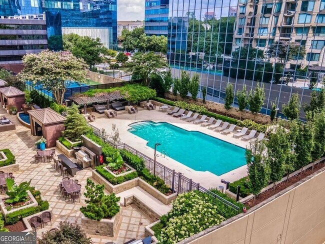 Building Photo - 3445 N Stratford Rd NE