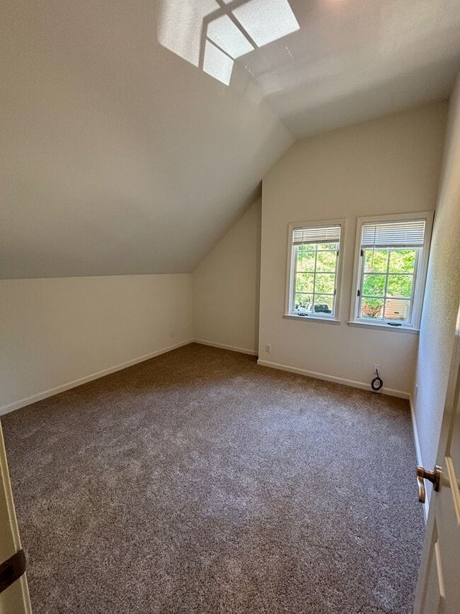 Building Photo - 1 Bedroom 1 Bathroom Junior ADU in Central...