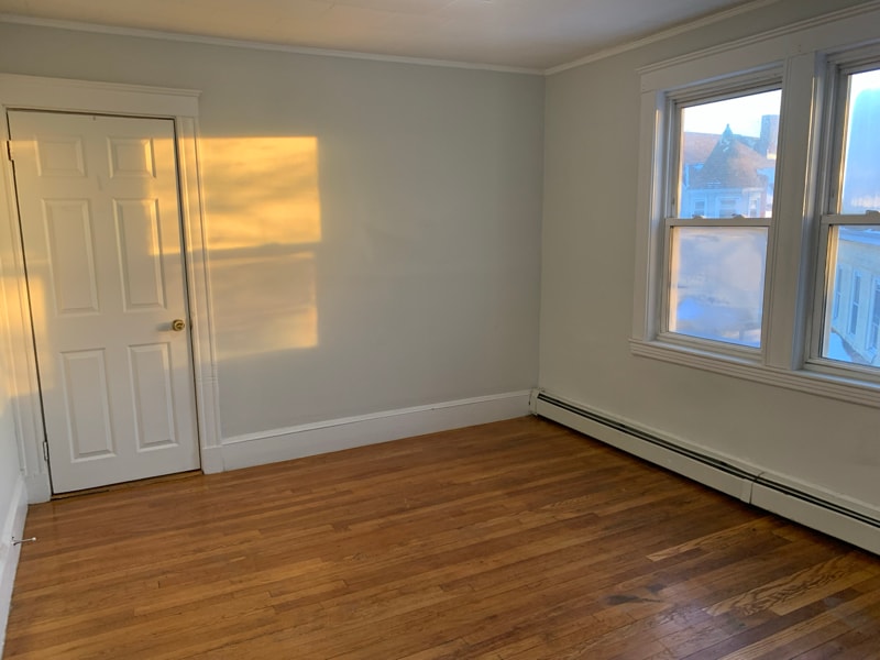 Building Photo - 67 Stanley St