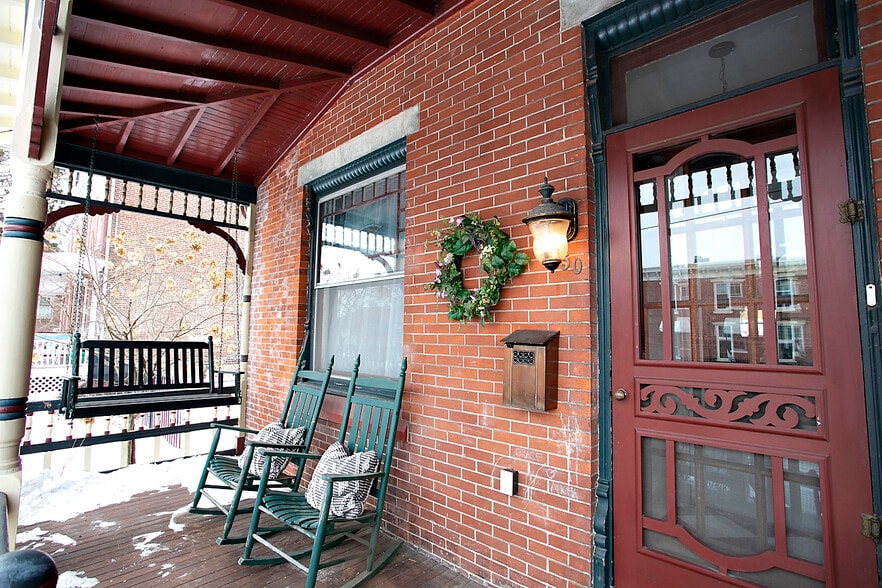 Building Photo - 350 Washington Ave