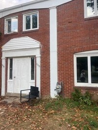 Building Photo - 368 Anawanda Ave