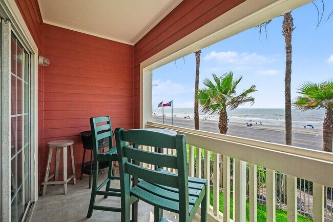 Building Photo - 7000 Seawall Blvd