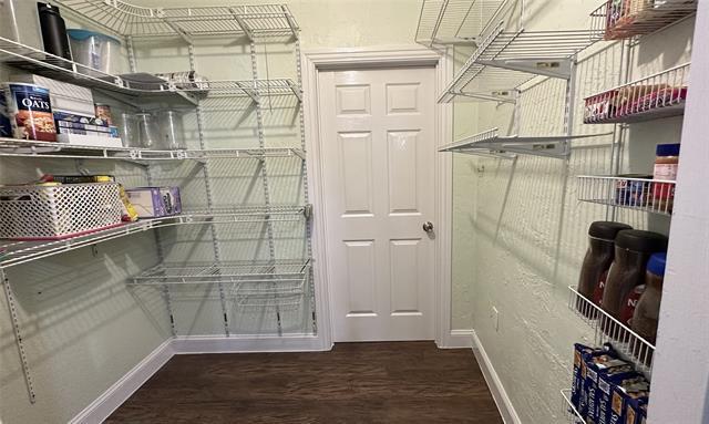 Building Photo - 13731 Biggs St