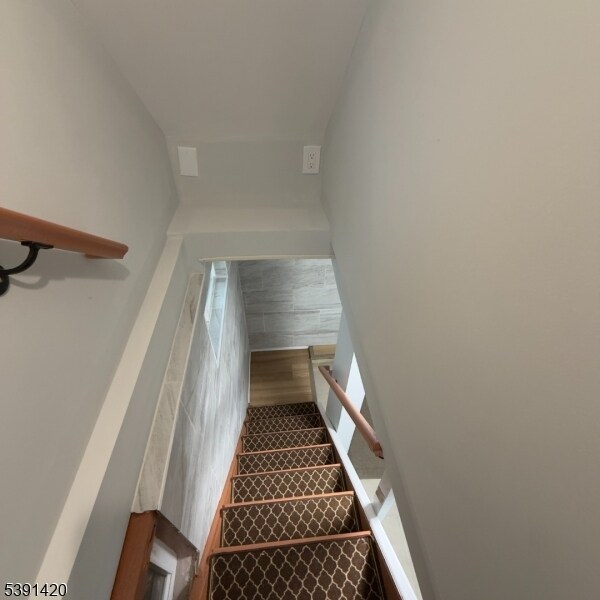 Building Photo - 19 Mechanic St