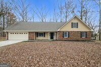 Building Photo - 2202 Independence Dr SW