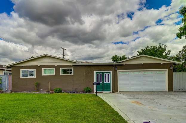 Building Photo - 384 Mccovey Ln