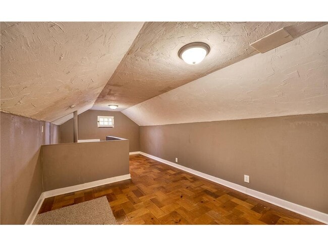 Building Photo - 5006 30th Ave S