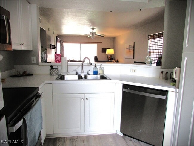 Building Photo - 26664 Little John Ct