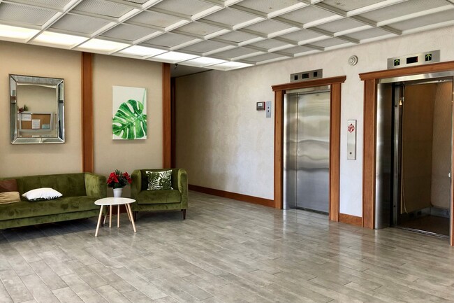 Building Photo - Pet Friendly Ala Wai Cove - 1BR/1BA/1PK