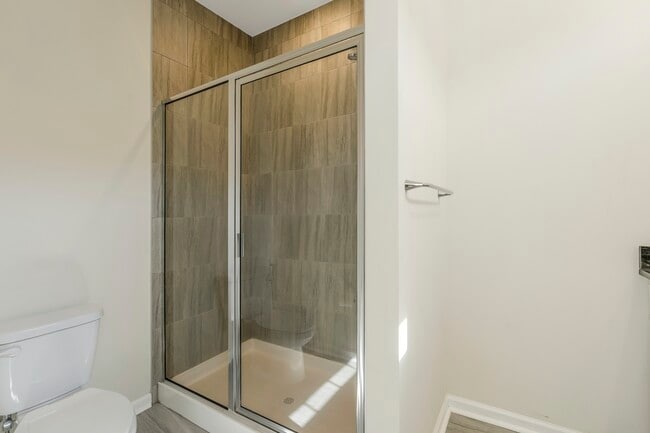 Building Photo - 17 Gala Ct