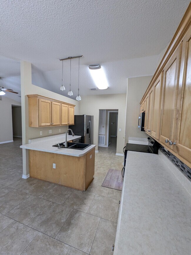 Building Photo - 9708 Parker Lake Cir