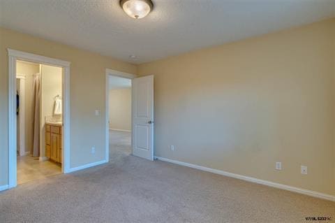 Building Photo - 537 SE Oak Grove Ave