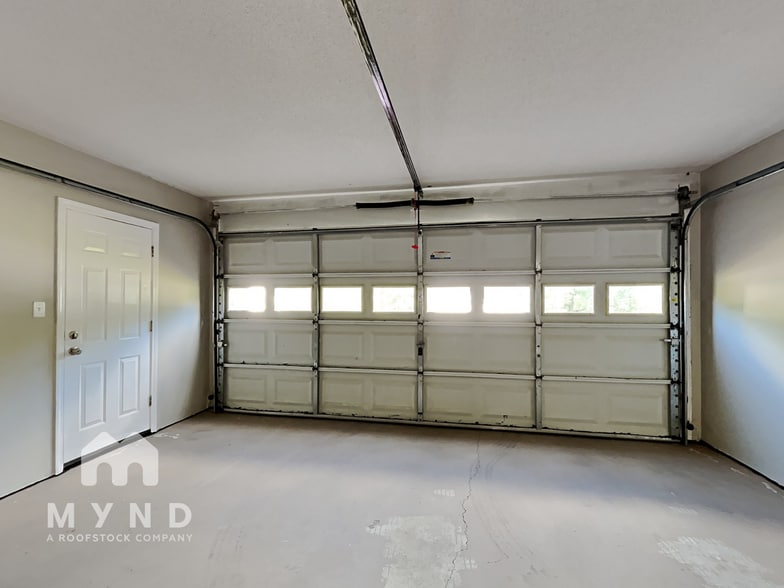 Building Photo - 89 Connie Dr