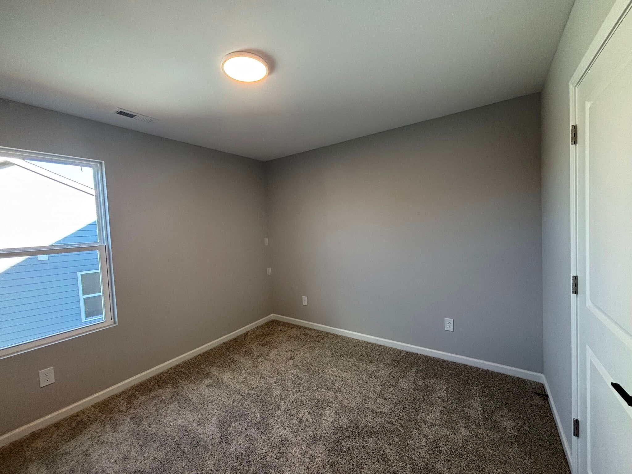 Building Photo - 16815 Aiken Ridge Cir