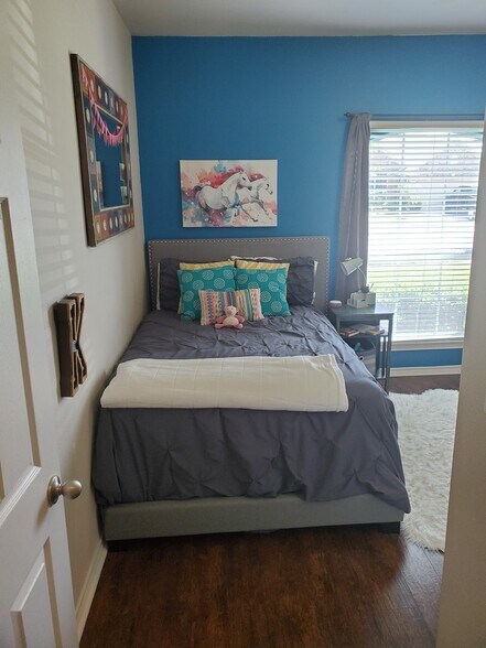 Bedroom 3 - 7218 Lands End Dr