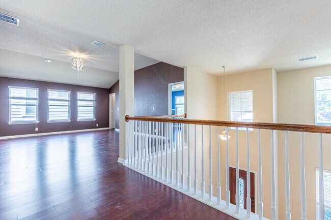 Building Photo - 8922 Weimer Forest