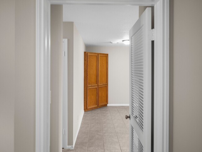 Building Photo - 19623 Westbridge Ln