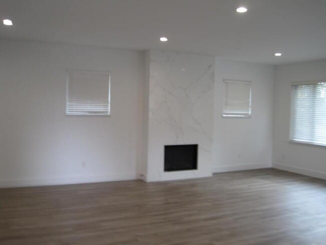 Building Photo - 212 SW 129th St