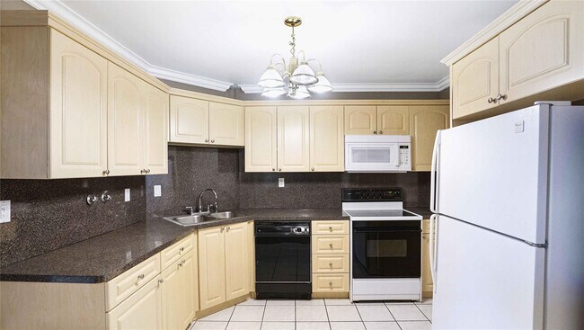 Building Photo - 4020 Galt Ocean Dr