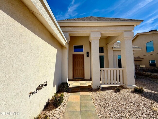 Building Photo - 436 Oakhurst Ln