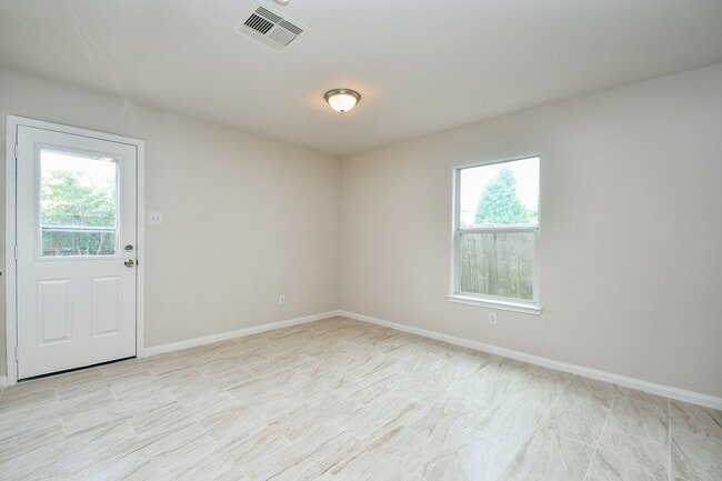 Building Photo - 17119 Hawks Landing Dr