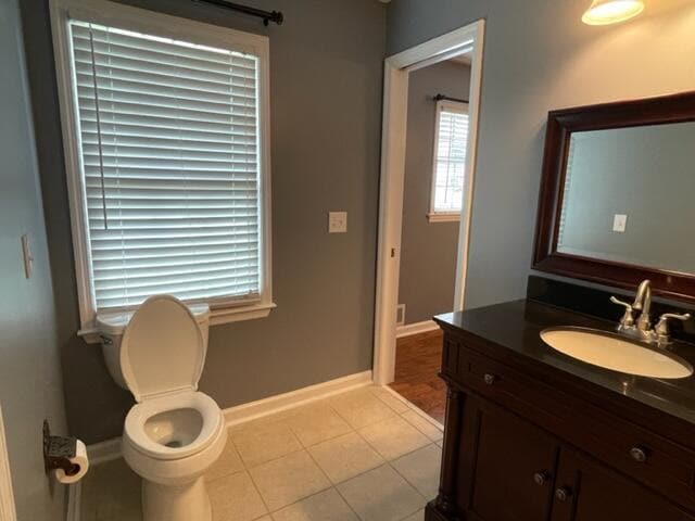 Building Photo - 222 Lakewood Cir