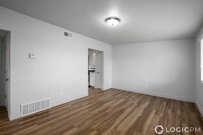 Building Photo - 4218 S 4800 W