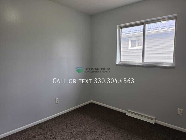 Building Photo - 519 Taff Cir