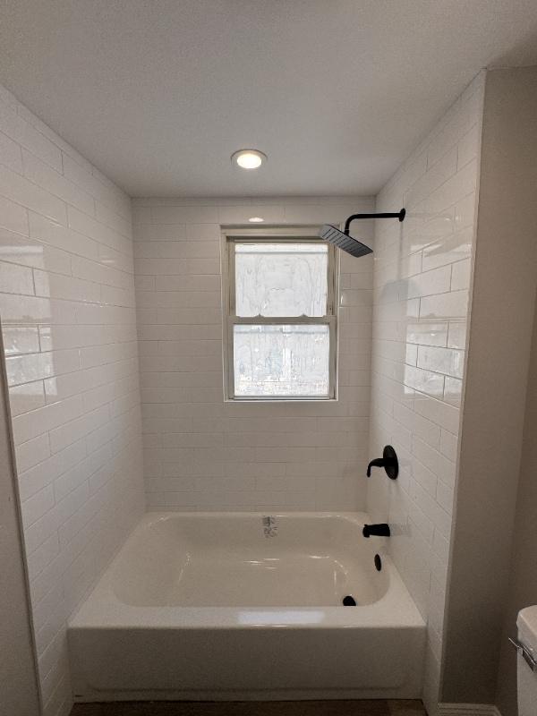 Building Photo - 615 W Columbus Ave