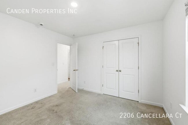 Building Photo - 2206 Cancellara Ct