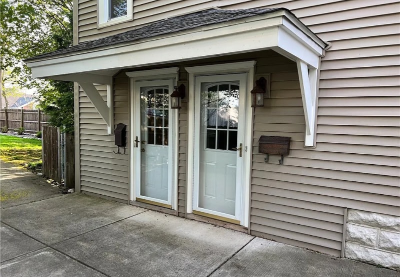 Building Photo - 151 Eagle St